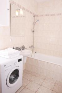 100 SIO Apartamenty
