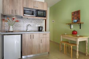 Captain's Apts Barbati Corfu Greece