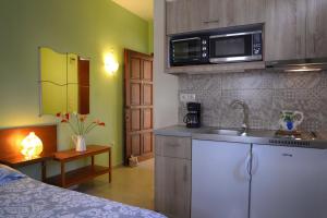 Captain's Apts Barbati Corfu Greece