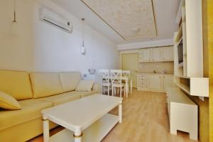 Golden Rainbow apartments
