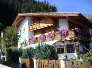 Haus Unterweger - 4hvězdičkové hotely ve městě Fulpmes