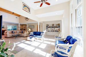Five Bedroom House room in Grand Times