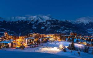 Appartements Pra Loup Appart'hotel : Studio - Vue sur Pistes de Ski