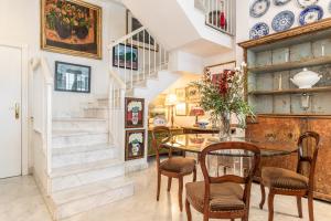 Waou Sevilla Skyline