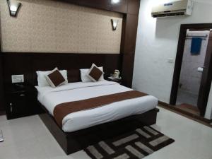 Hotel Agra Dazzling East Gate