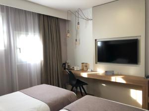 Hotels Kyriad Montpellier Est - Lunel : Chambre Lits Jumeaux