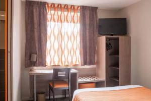 Hotels Logis Hotel Les Voyageurs : photos des chambres