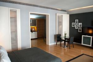 Ansen Hotel and Suites