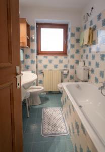 Double or Twin Room with Mountain View