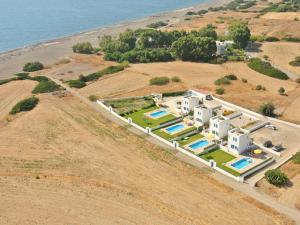 WHITE HOUSES 2 Rhodes Greece