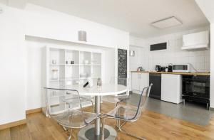 50m2 rue rambuteauPompidouMaraisHôtel de Ville