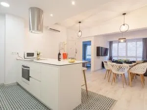 Nuevo centro 3 hab 2 baños ac wifi - Málaga