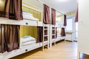Bed in 6-Bed Dormitory Room room in Sun City Hostel 3