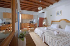 Adonis Rooms Myconos Greece