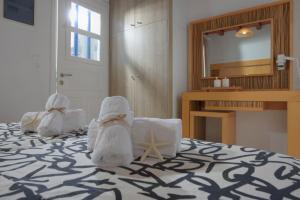 Adonis Rooms Myconos Greece