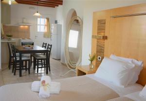 Adonis Rooms Myconos Greece