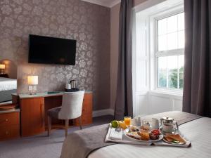 Standard Double Room room in Elfordleigh Hotel