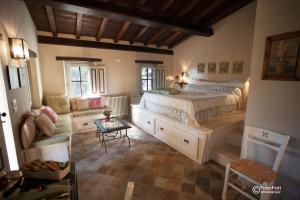Dependance - King Room with Pool View room in Ngonia Bay