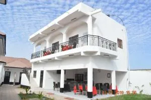 Sukuta Nema Guest House - Ker Dobaly