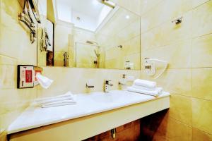 Family apartments in Lviv center with balcony