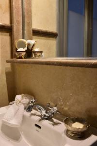 Athenian Vintage Apartments