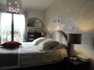 B&B / Chambres d'hotes Chateau Serigues : photos des chambres