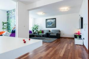 White Towers Residences