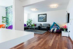 White Towers Residences