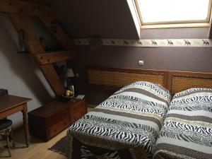 B&B / Chambres d'hotes gite du chene : Chambre Lits Jumeaux