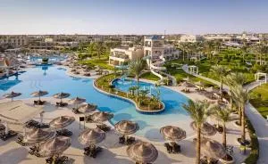 Coral Sea Holiday Resort and Aqua Park - Sharm el Sheikh