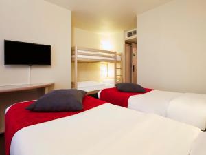 Hotels Campanile Val de France : Chambre Lits Jumeaux Standard avec Lits Superposés (1-4 Adultes) 