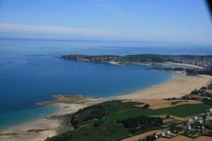 Maisons de vacances Gites Saint Aubin : photos des chambres