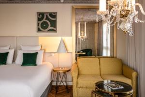 Hotels Le Louis Versailles Chateau - MGallery : Suite Junior Lit King-Size