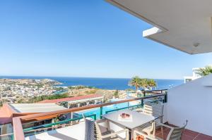 Standard Double Room with Sea and Pool View