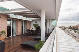 LUXURY PENTHOUSE near beachSeaview