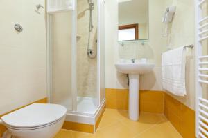 Triple Room with Private External Bathroom