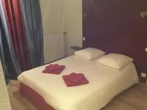 夏太尼莱酒店 - 于泽