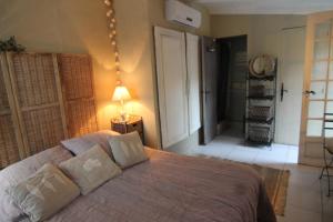 B&B / Chambres d'hotes Mas Les Micocouliers : photos des chambres