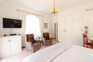 A Tuscan Villa Guest House