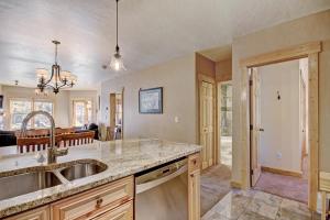 2609 Tenderfoot Lodge Condo