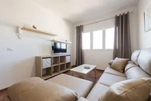 La Madera - Urban Home near the Airport - Wifi - Vecindario