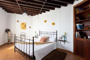 Canarian House with views and pool