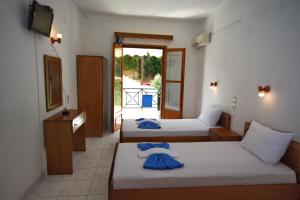 NIKIS ROOMS Alonissos Greece