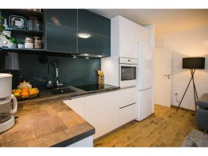 Split City Center Stay