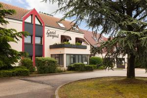 Hotels The Originals City, Hotel Castel Burgond, Dijon Ouest (Inter-Hotel) : photos des chambres