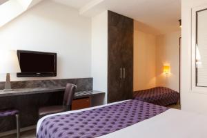 Hotels The Originals City, Hotel Castel Burgond, Dijon Ouest (Inter-Hotel) : photos des chambres