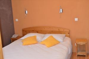 Hotels Hotel Au Fil de L'Eau : Chambre Triple