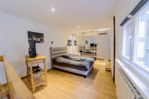 Cosy & quiet flat in historical lively center of Strasbourg