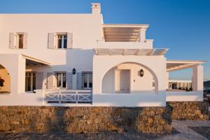 Miland Suites Milos Greece