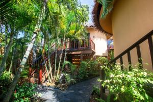 Beyond The Blue Horizon Boutique Bungalows